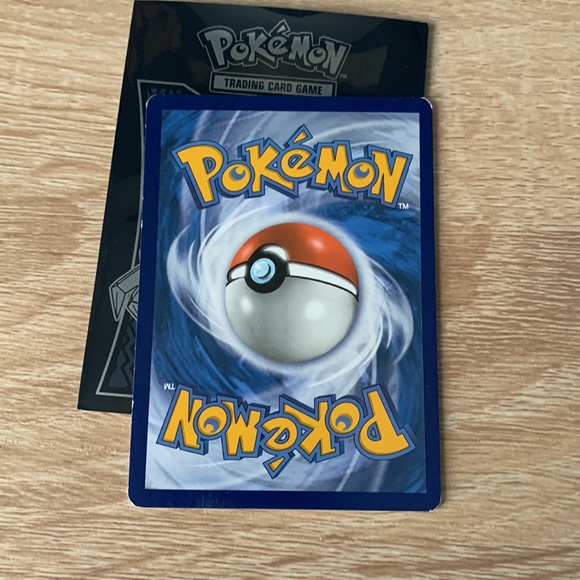 Pikachu 35/108 - Picture 2 of 2